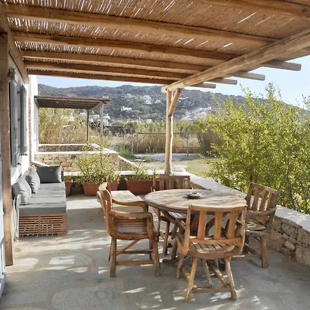 Ferienhaus Naxos House, One Minute Away From The Beach! Pláka
