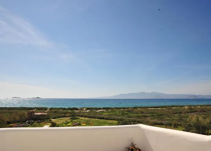 Naxos House, One Minute Away From The Beach! Tatil Evi *